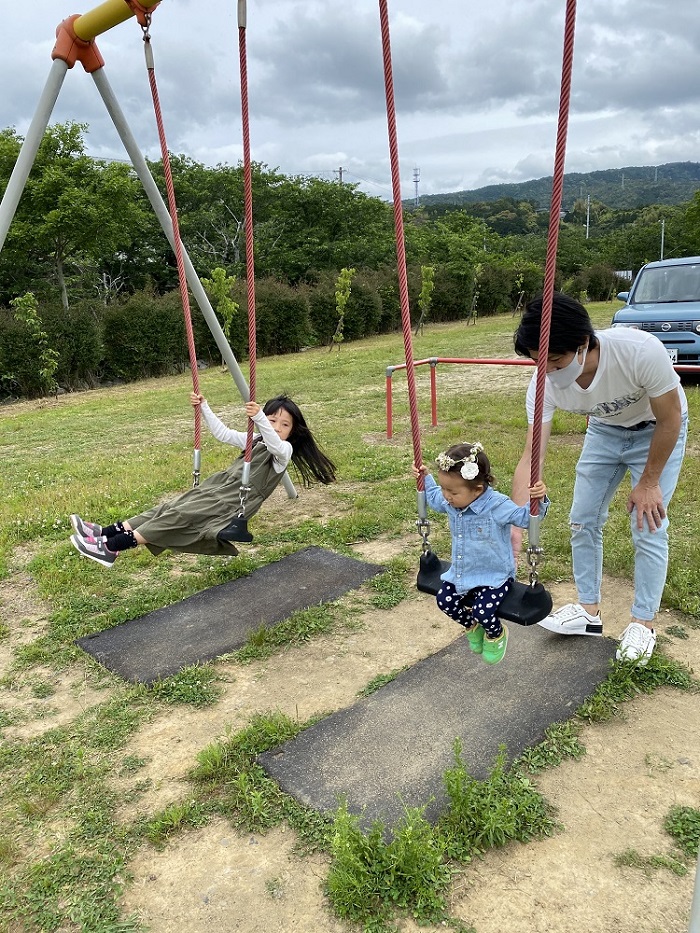 山田朋広07　大川村　れいほく　はちきん地鶏バーガー